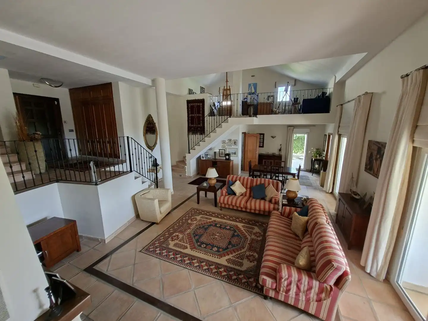Chalet con piscina en venta en Puerto de la Duquesa, imagen 4