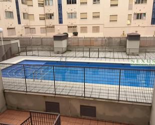 Swimming pool of Apartment to rent in Cáceres Capital  with Air Conditioner and Swimming Pool