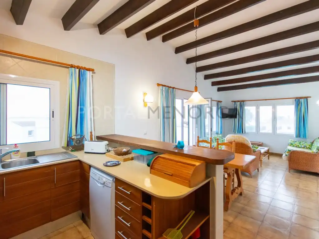 Cuina de Casa o xalet en venda en Sant Lluís amb Terrassa i Piscina