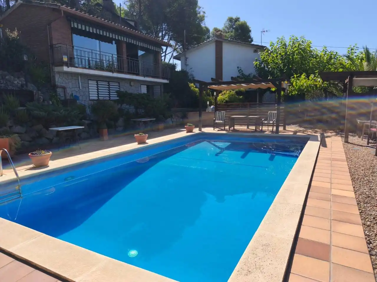 House with pool for sale in Calle Joyosa