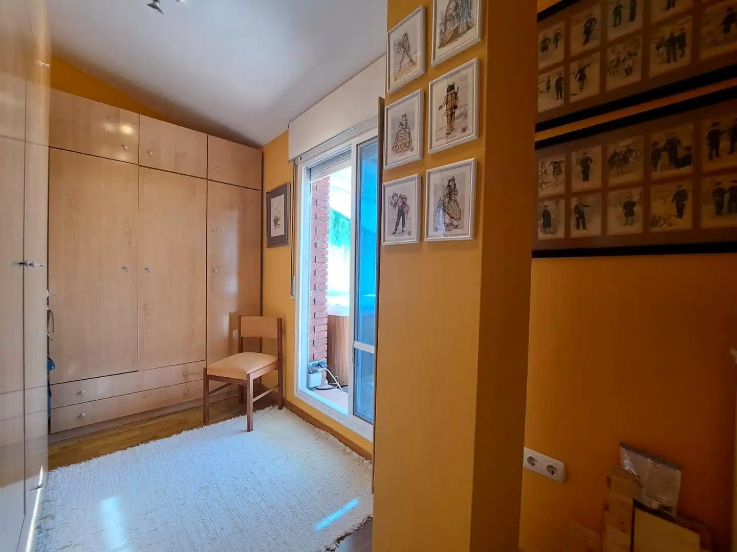 Habitación de Dúplex en venta en Olesa de Montserrat con Aire acondicionado, Calefacción y Jardín privado