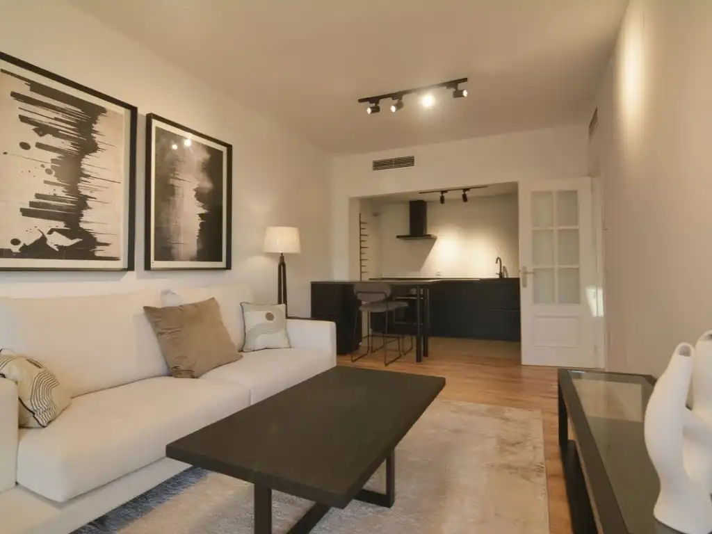 Sala de estar de Ático en venta en Fuengirola con Aire acondicionado, Terraza y Amueblado
