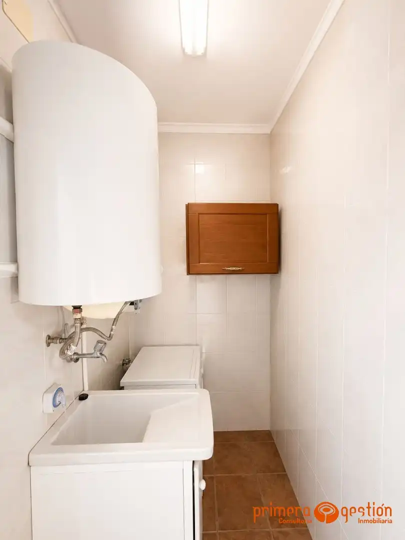 Bathroom of Houses for sale in La Luisiana  with Air Conditioner, Heating and Terrace
