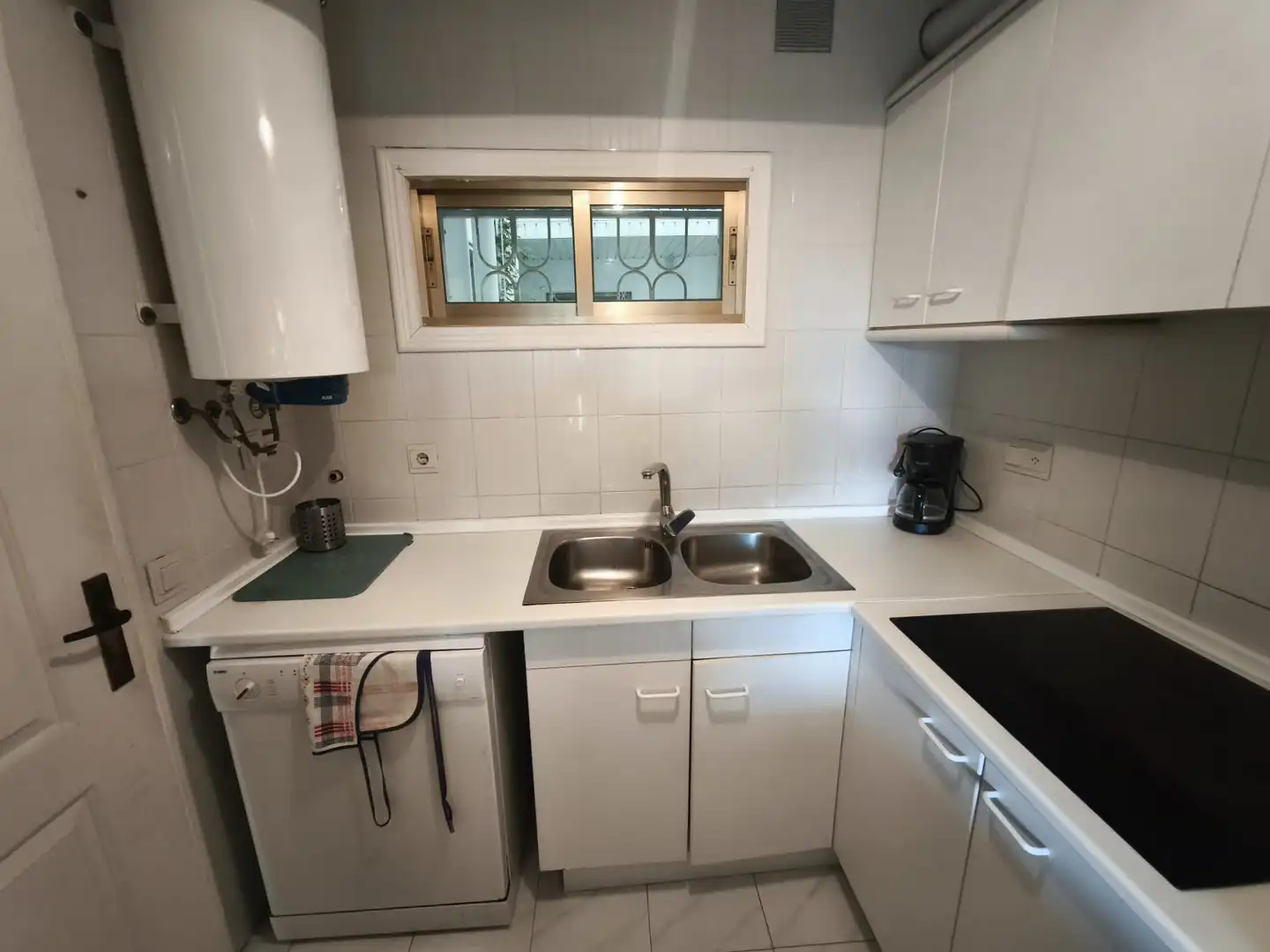 Cuina de Apartament en venda en Cambrils amb Aire condicionat, Calefacció i Terrassa