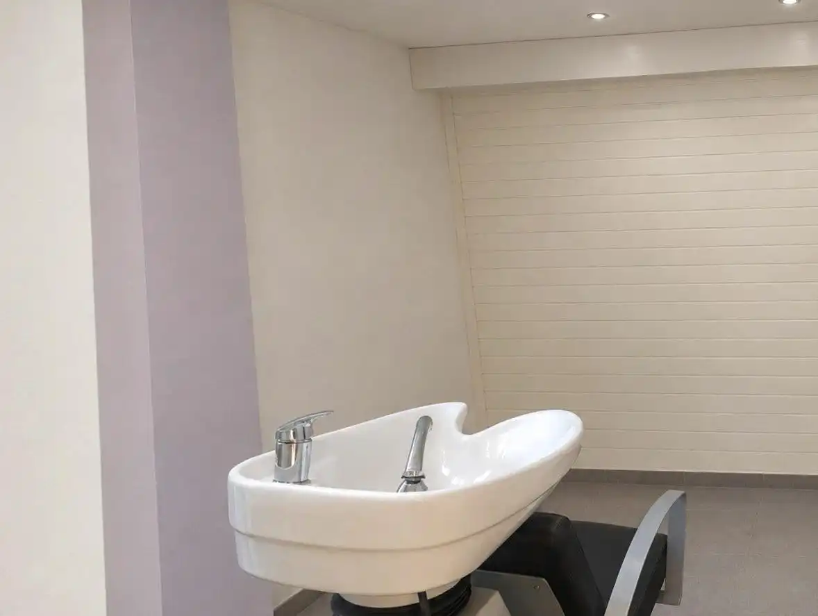 Badezimmer von Haus oder Chalet zum Verkauf in Dúrcal mit Privatgarten, Schwimmbad und Balkon