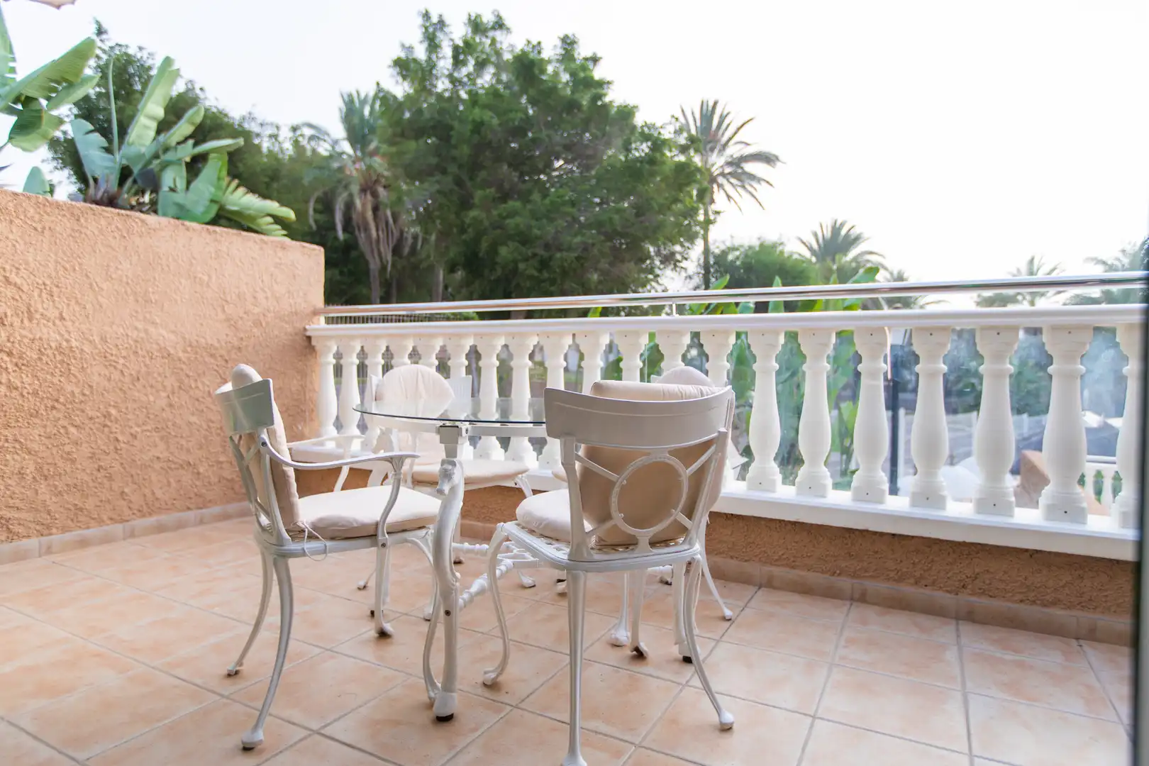Apartamento con terraza en venta en Avenida Rafael Puig Lluvina 16