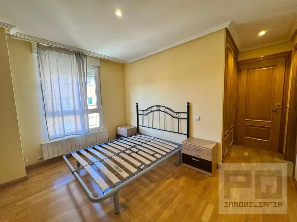 Dormitori de Pis en venda en Ávila