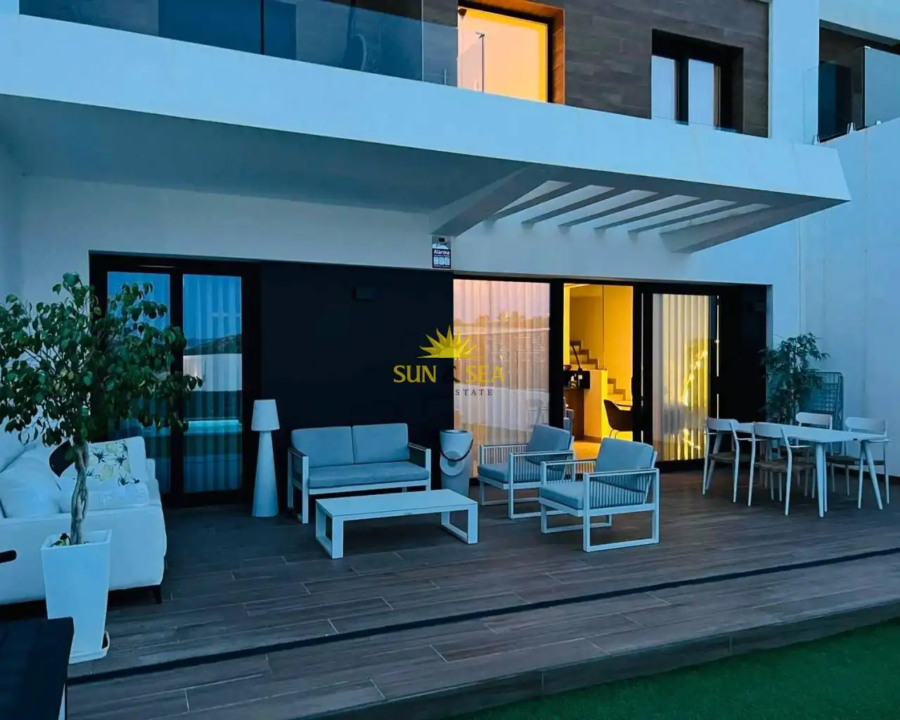 Chalet con terraza en alquiler en Balcón de Finestrat - Terra Marina, imagen 3