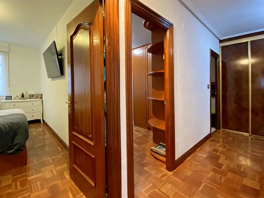 Piso en venta en Vitoria - Gasteiz con Calefacción, Parquet y Terraza