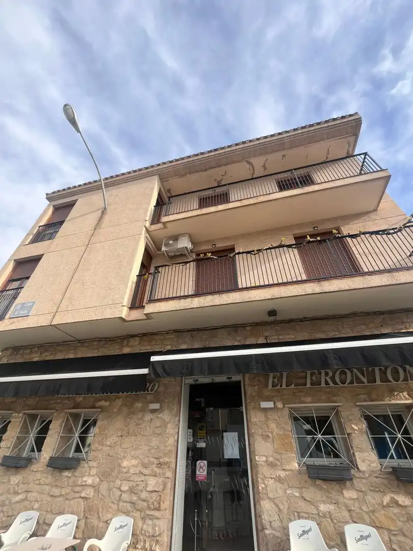 Außenansicht von Geschaftsraum zum Verkauf in  Logroño
