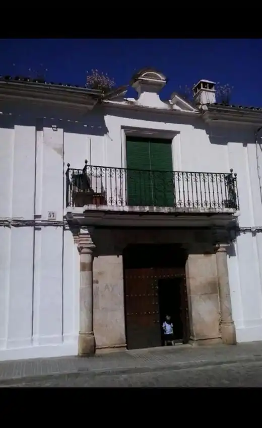 Vista exterior de Pis en venda en Cazalla de la Sierra amb Aire condicionat