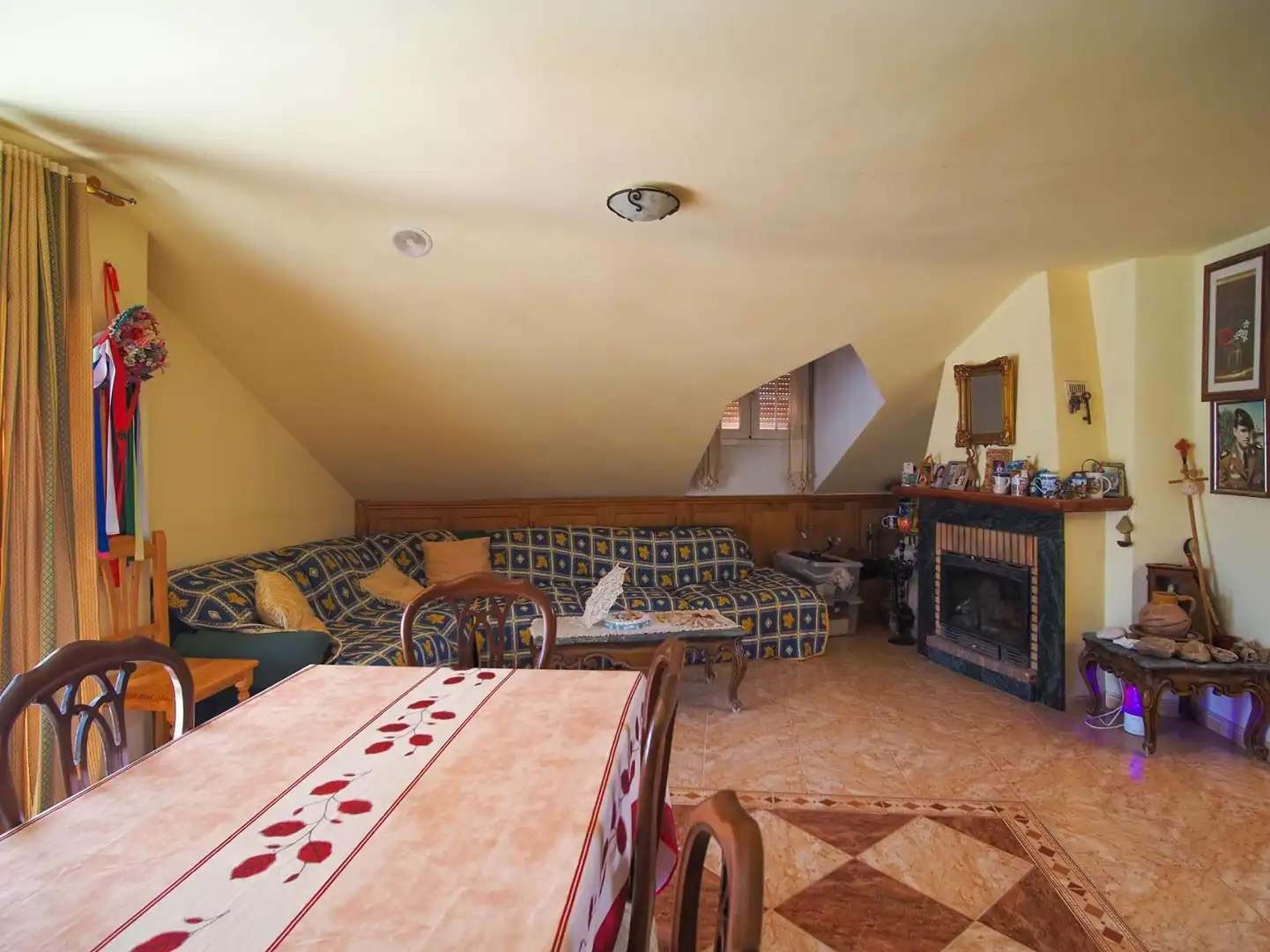 Wohnzimmer von Gebäude zum Verkauf in Pizarra
