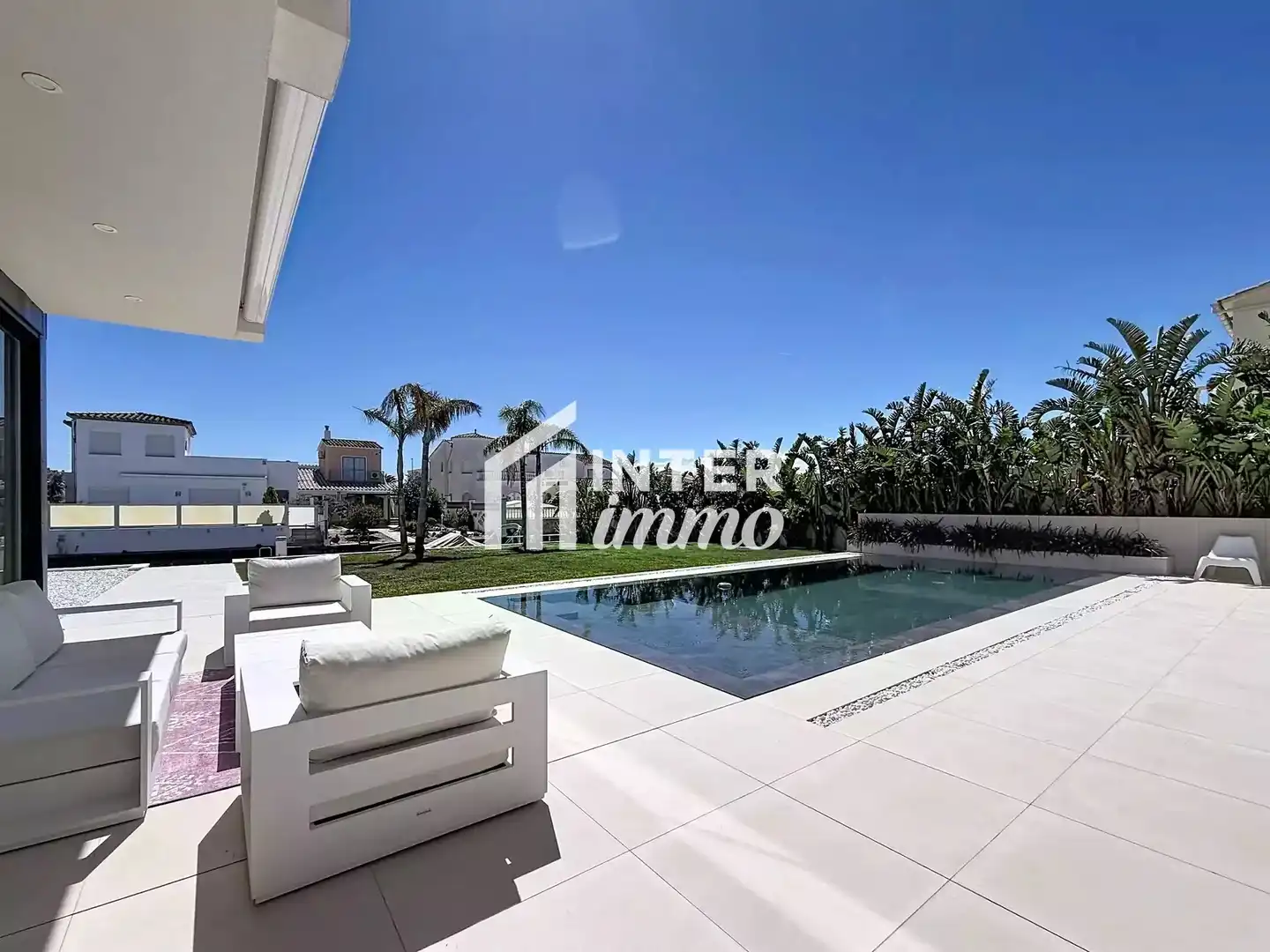 Vista exterior de Casa o chalet en venta en Empuriabrava con Aire acondicionado, Calefacción y Terraza