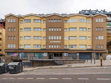 Wohnung mit Aufzug zum Verkauf in Avenida SOLYNIEVE