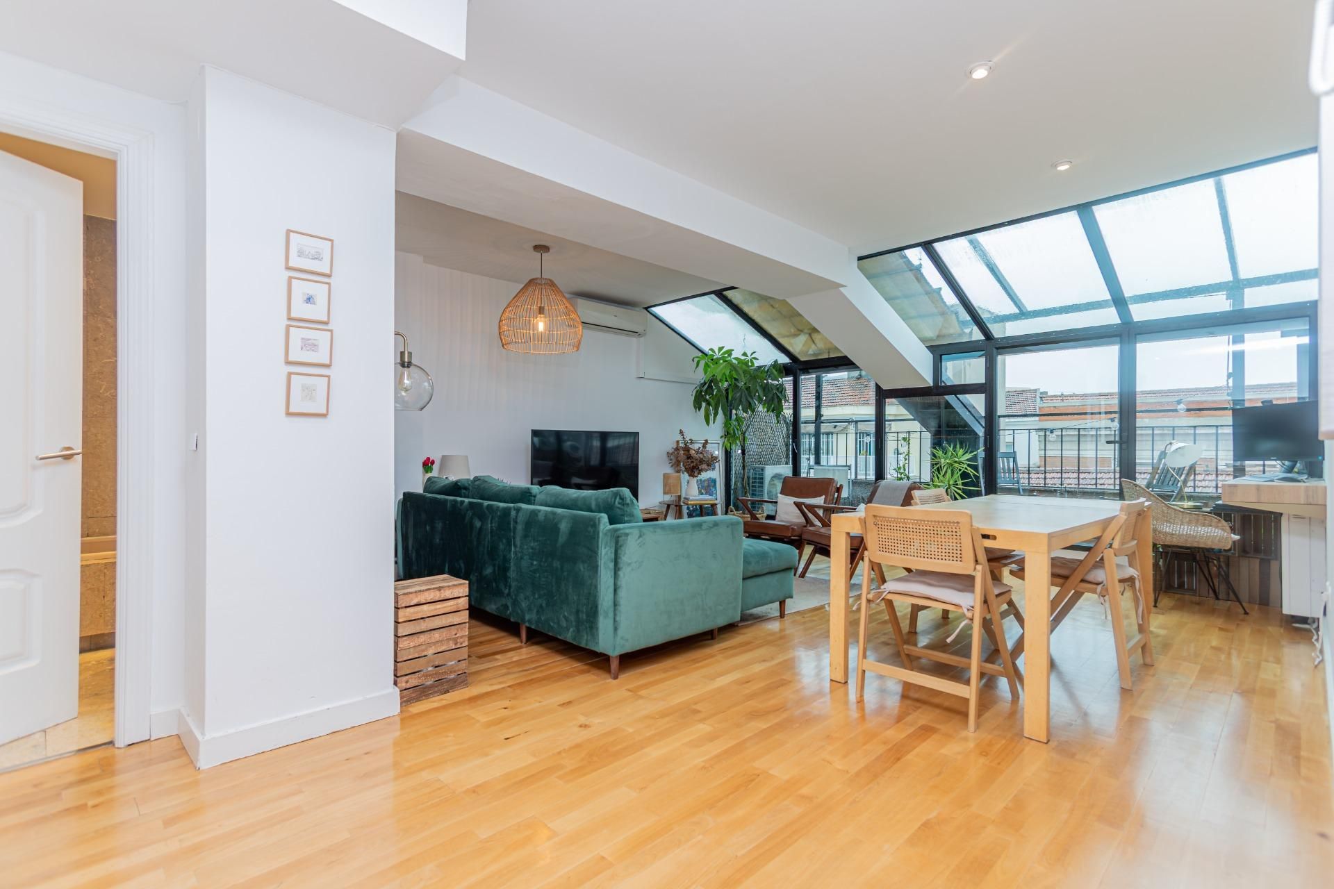 Dachboden zur Miete in  PRIM, Justicia - Chueca, Centro