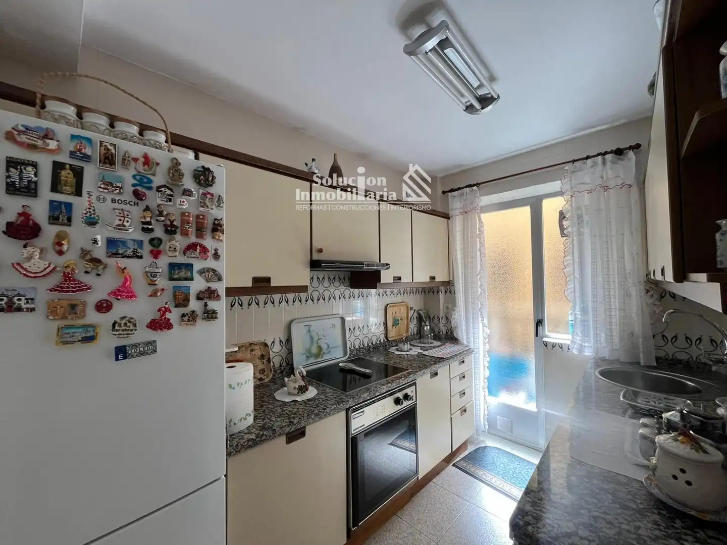 Cocina de Piso en venta en Salamanca con Calefacción, Terraza y Balcón