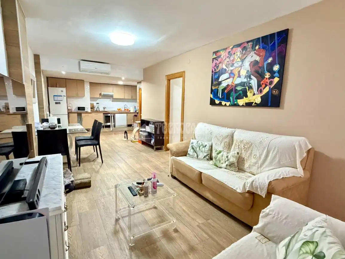 Living room of Flat for sale in Mijas  with Heating, Parquet flooring and Terrace