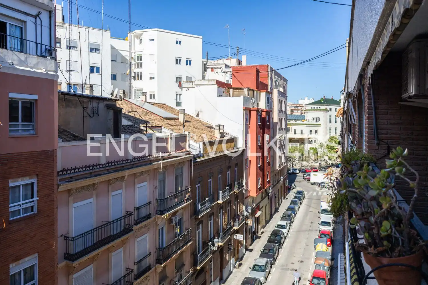 Vista exterior de Piso en venta en Valencia con Aire acondicionado, Calefacción y Balcón