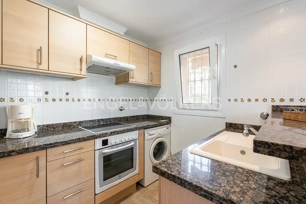 Kitchen of Houses for sale in Oliva  with Air Conditioner, Heating and Private garden