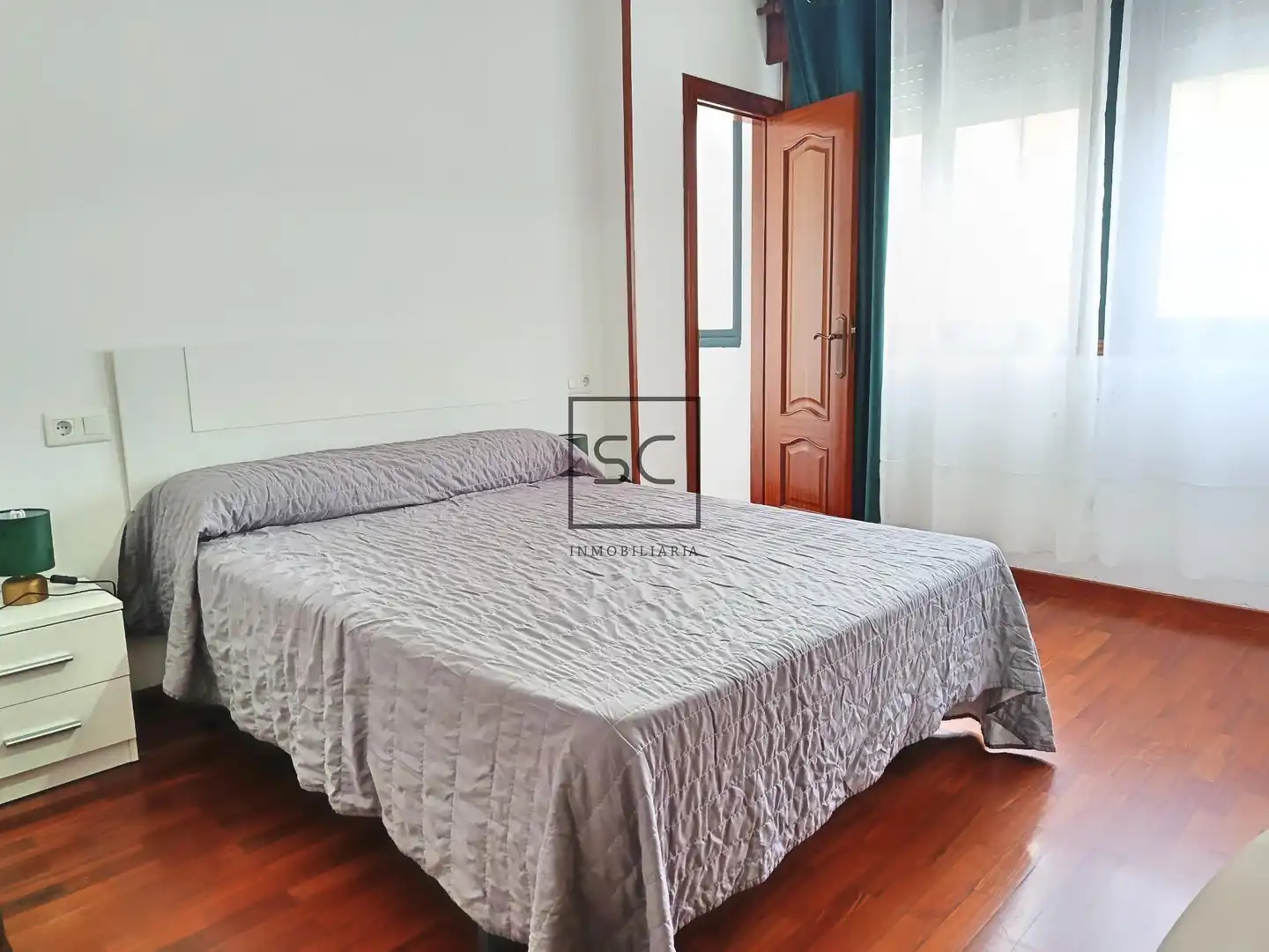 Habitación de Apartamento en venta en Ferrol con Trastero y Amueblado