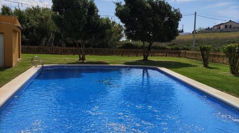 Foto 5 von Einfamilien-Reihenhaus zur Miete in Avenida 28 de Febrero, 70, Conil, Conil de la Frontera