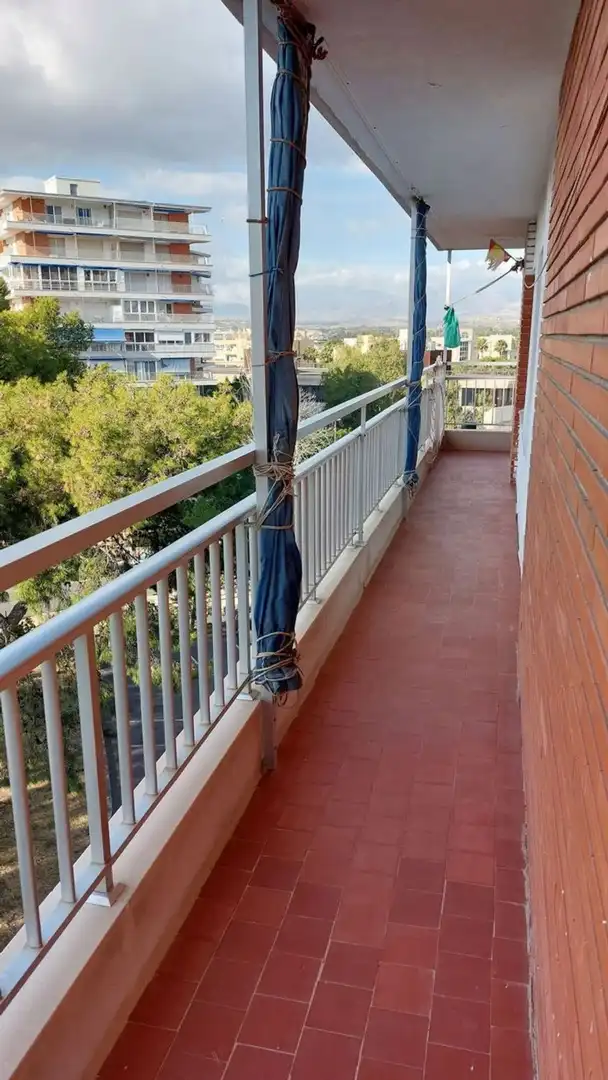 Terraza de Piso en venta en Alicante / Alacant con Aire acondicionado, Calefacción y Jardín privado