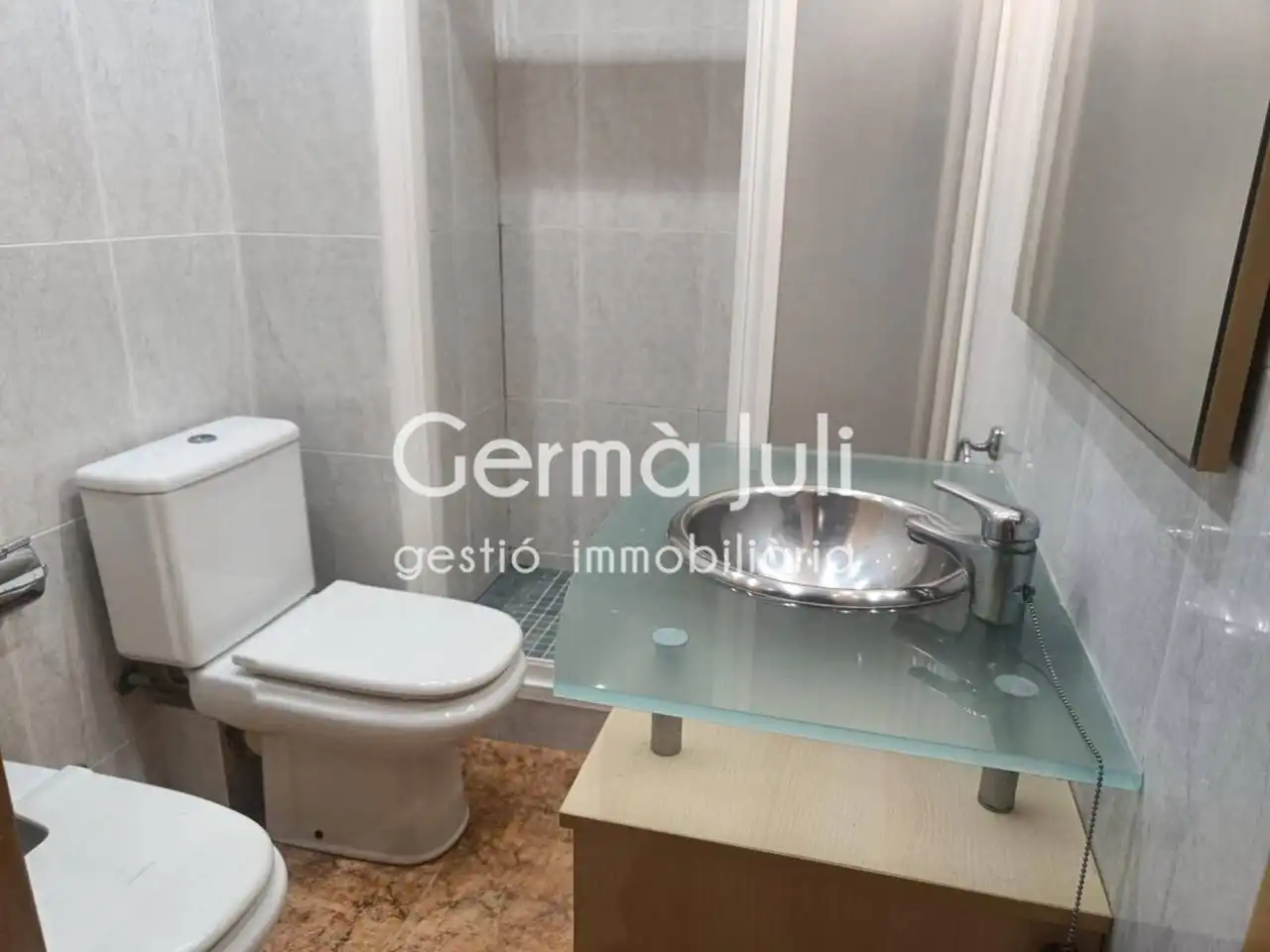Schlafzimmer von Wohnungen zum Verkauf in Badalona