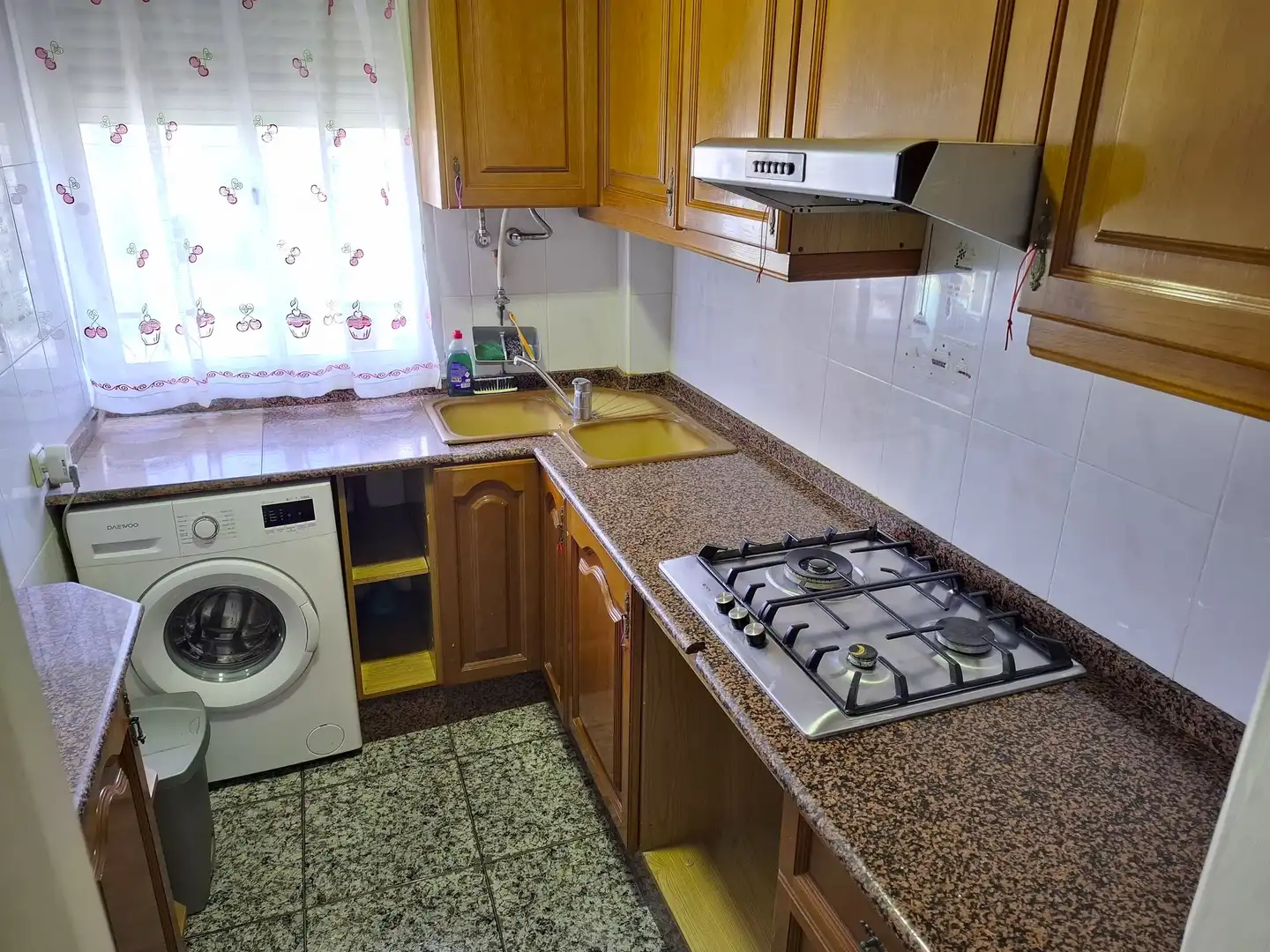 Cocina de Piso en venta en Valencia con Aire acondicionado y Lavadora