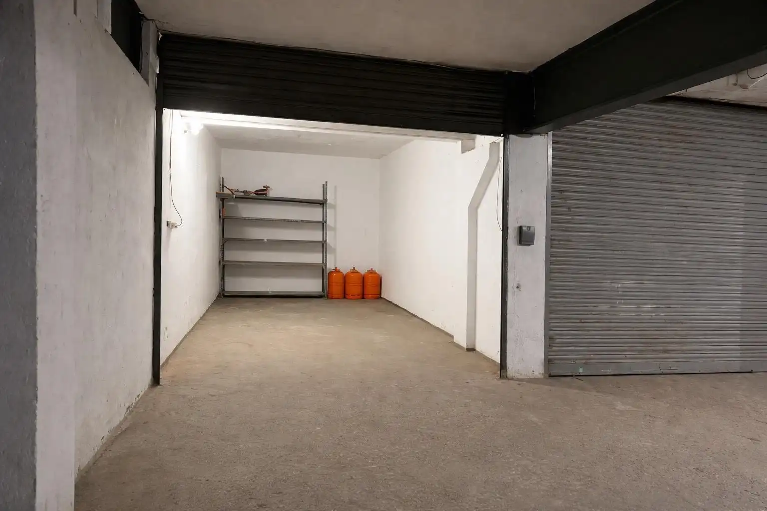 Garaje en venta en Roses