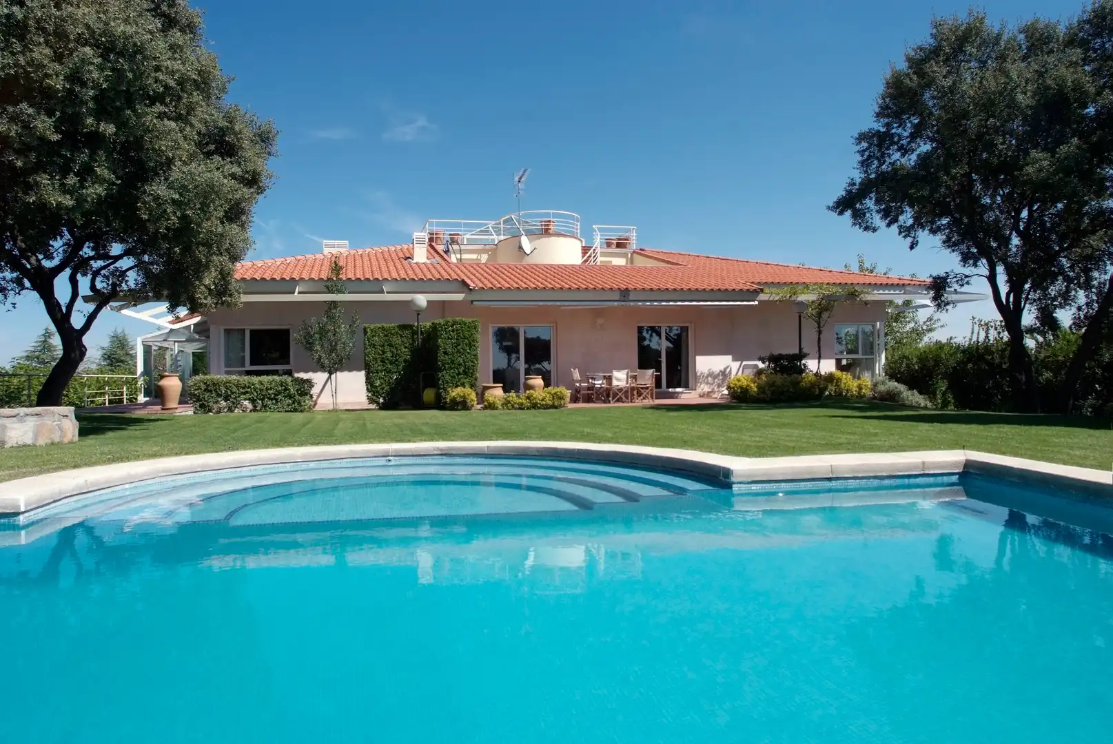 Piscina de Casa o xalet en venda en Ciudalcampo amb Jardí privat, Piscina i Jacuzzi