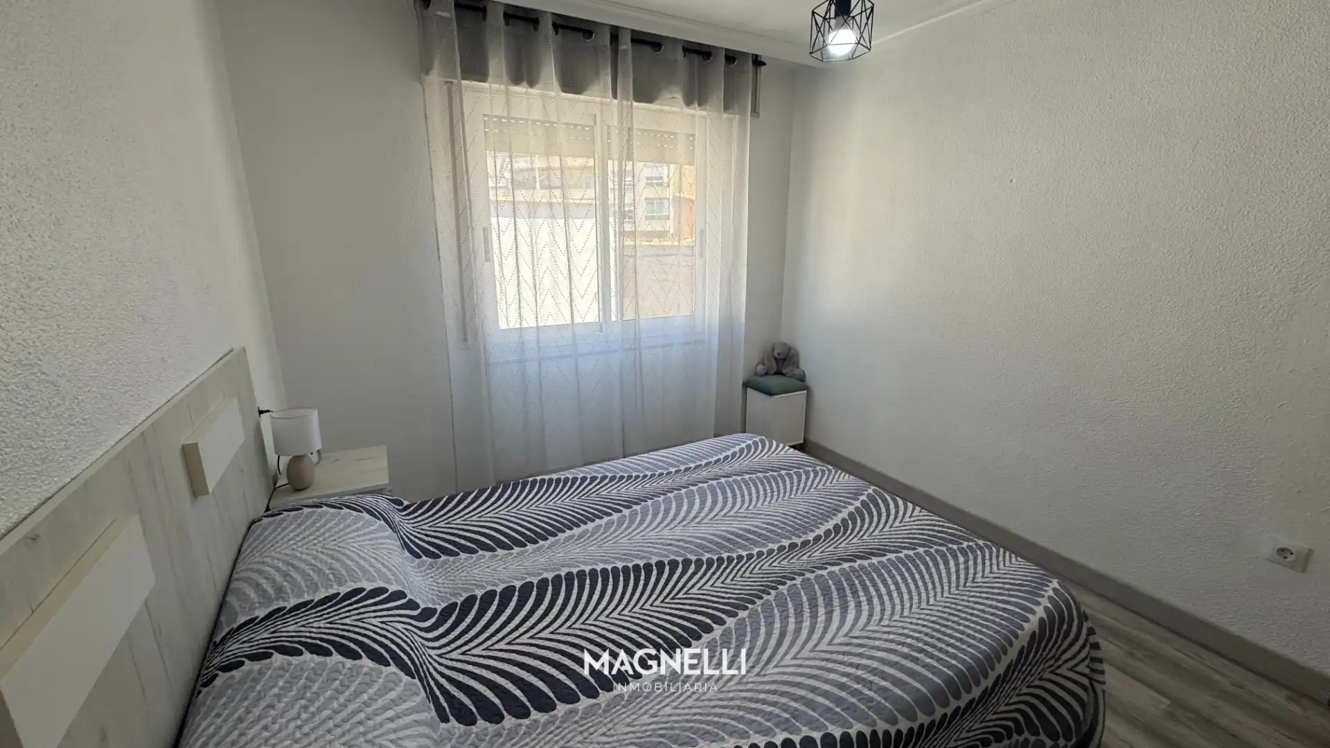 Habitación de Piso en venta en Elda con Aire acondicionado y Amueblado