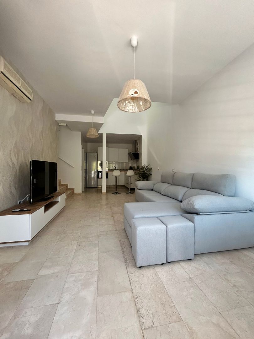 Living room of House or chalet for sale in Málaga Capital  with Air Conditioner, Private garden and Terrace