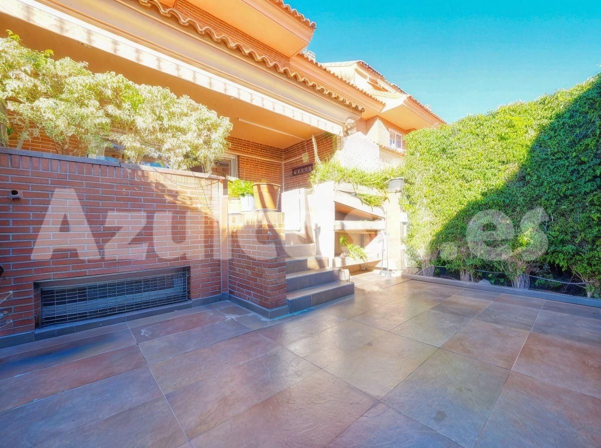 Garden of Single-family semi-detached for sale in Alicante / Alacant  with Air Conditioner, Private garden and Terrace