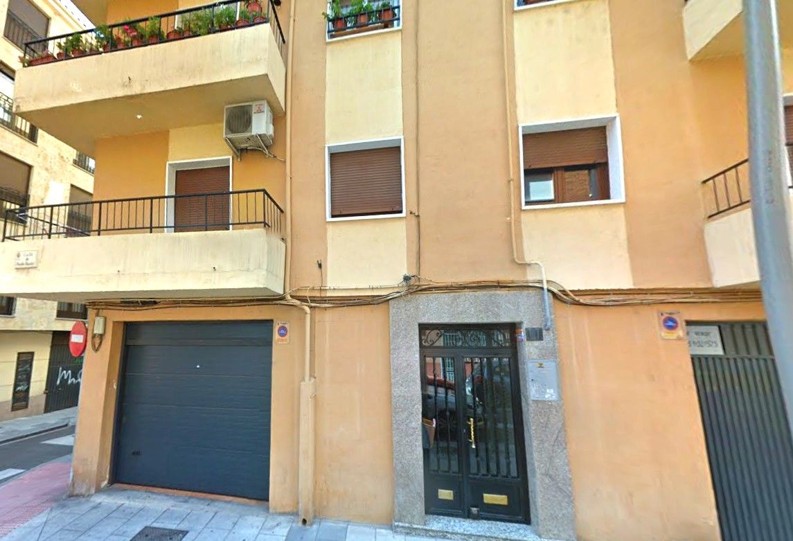 Vista exterior de Pis en venda en Salamanca Capital