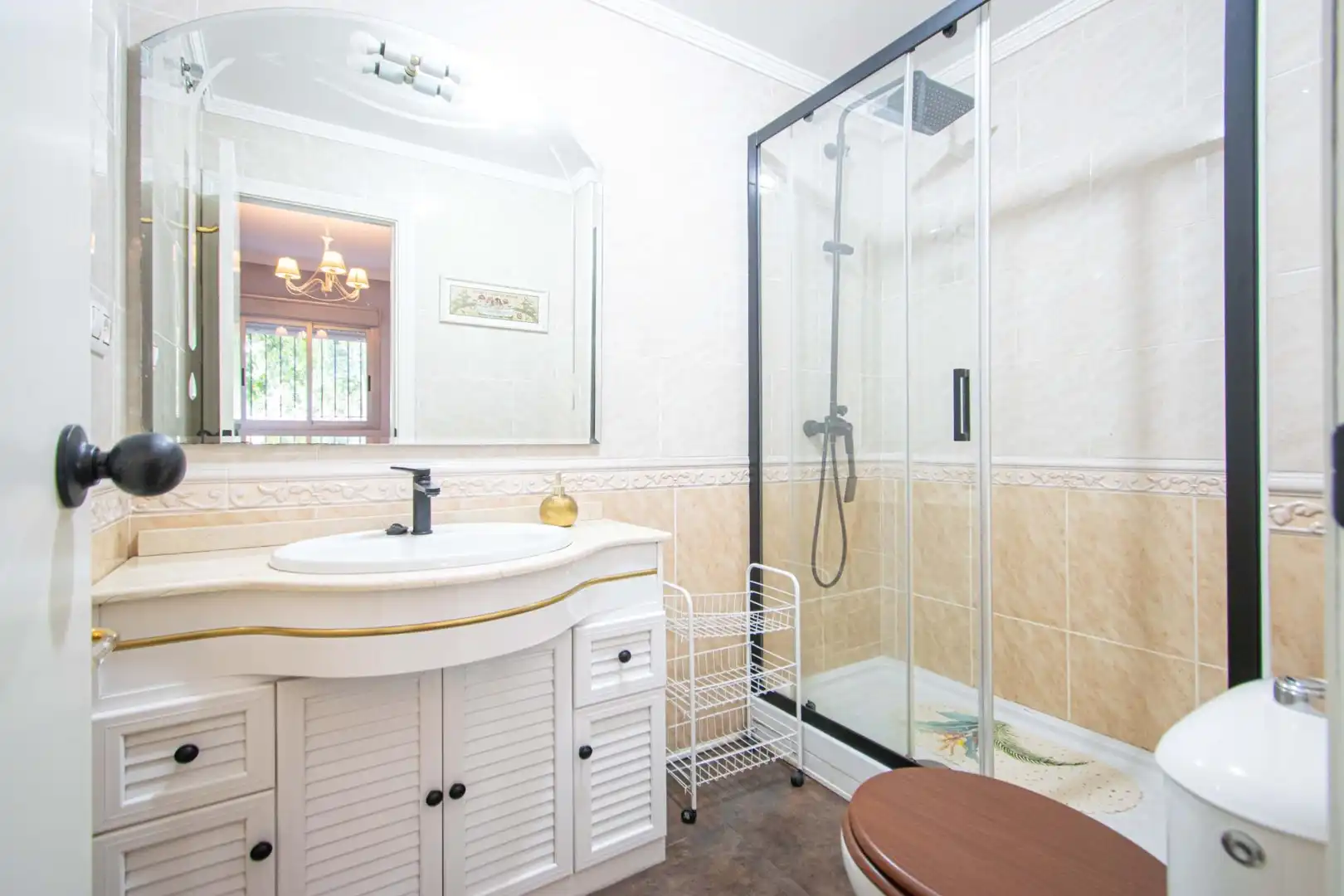 Badezimmer von Wohnung zum Verkauf in Sevilla mit Klimaanlage