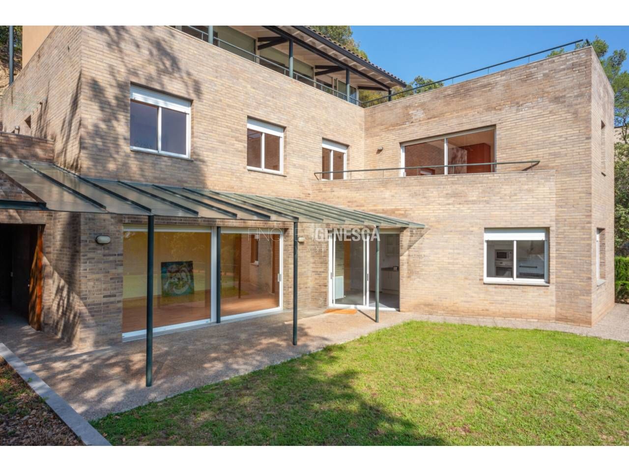 Jardí de Casa o xalet en venda en Matadepera amb Calefacció, Jardí privat i Parquet