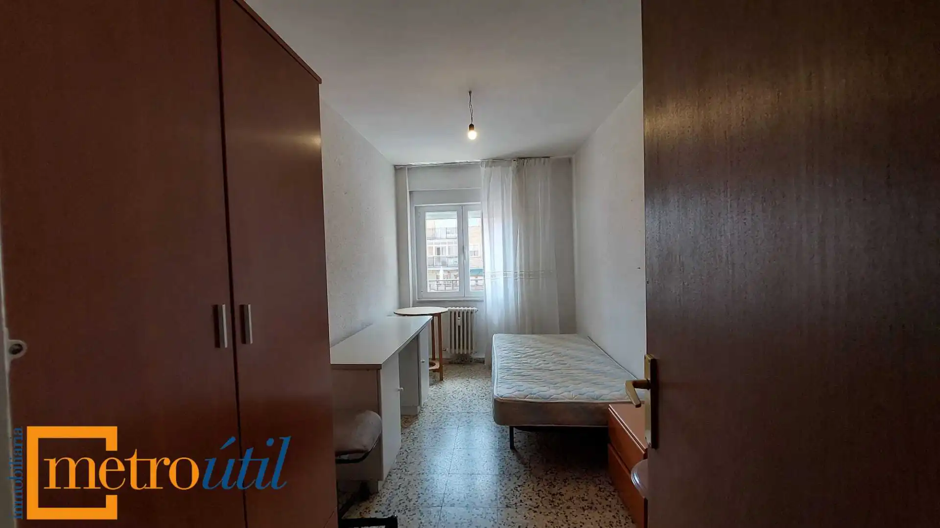 Bedroom of Flat for rent in Salamanca  with Heating, Furnished and Balcony
