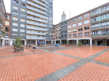 Appartamento in vendita a Centro - Ariz - Uribarri