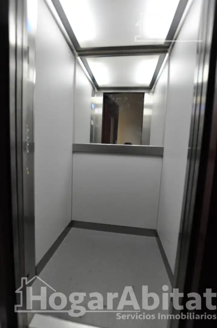 Flat for sale in Valencia  with Air Conditioner and Heating