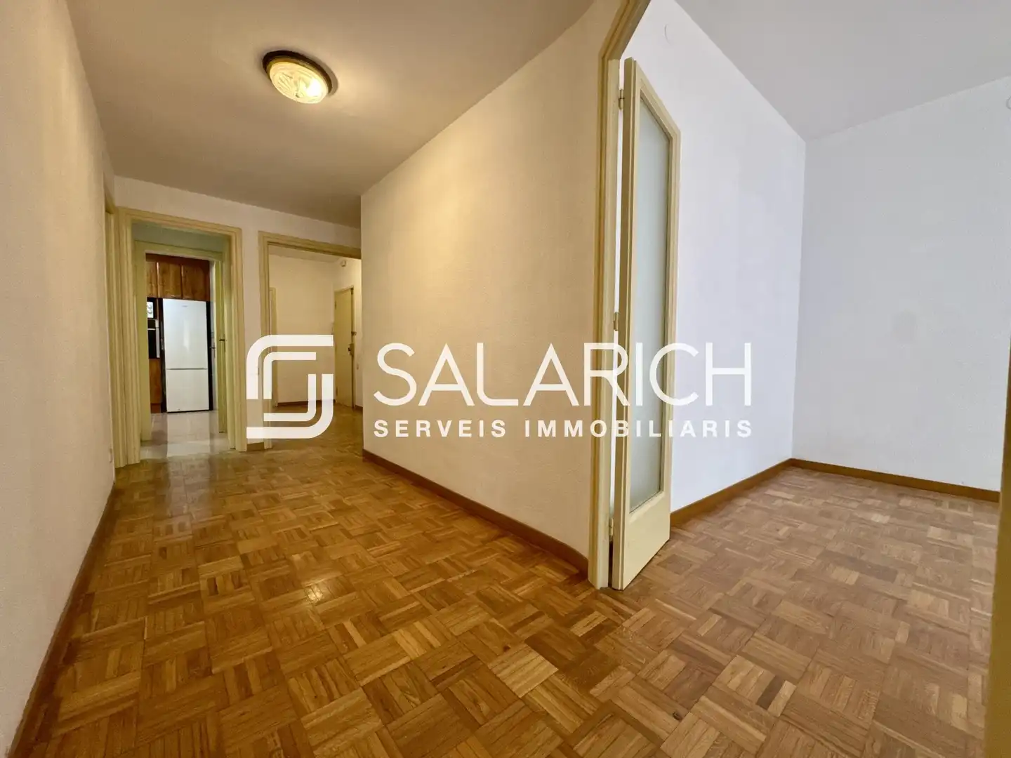 Flat for sale in Barcelona  with Heating