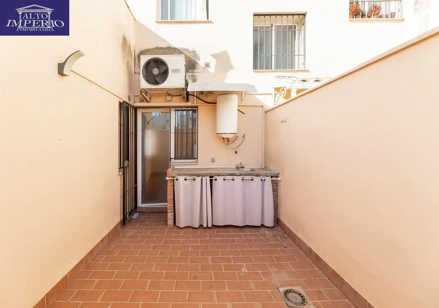 Terrassa de Planta baixa en venda en Armilla amb Aire condicionat