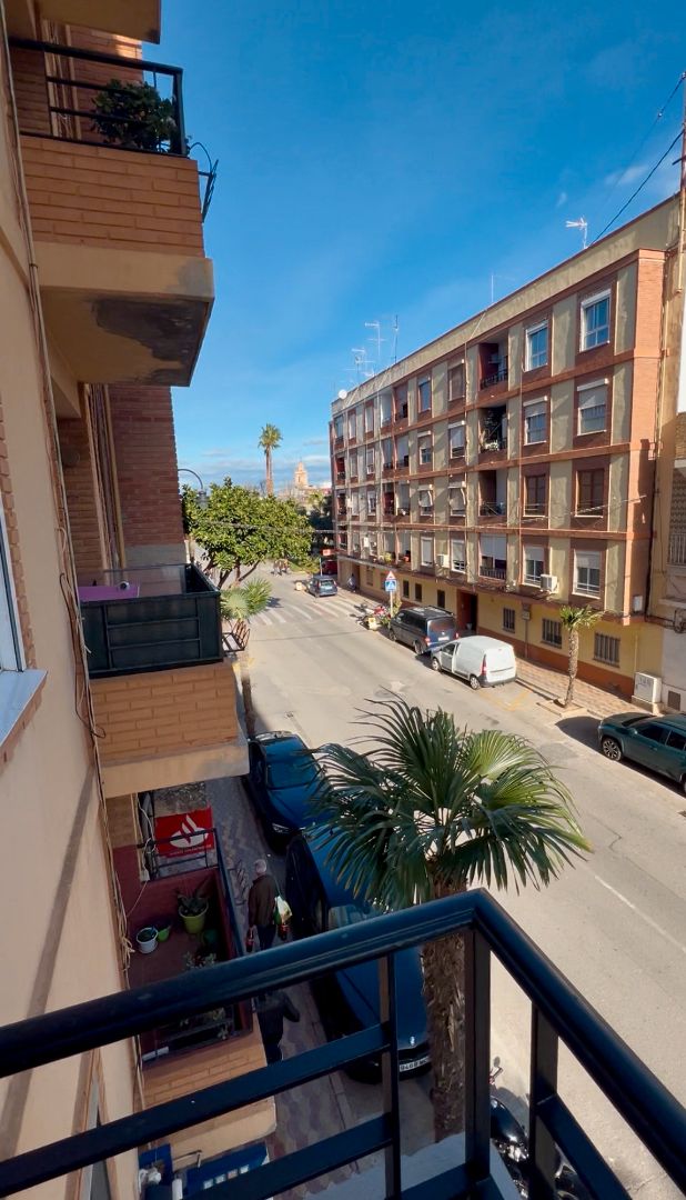 Exterior view of Flat for sale in Museros  with Terrace and Balcony