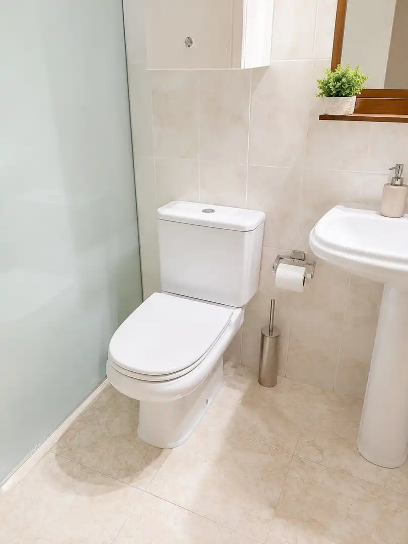 Baño de Piso en venta en Candelaria con Terraza y Amueblado