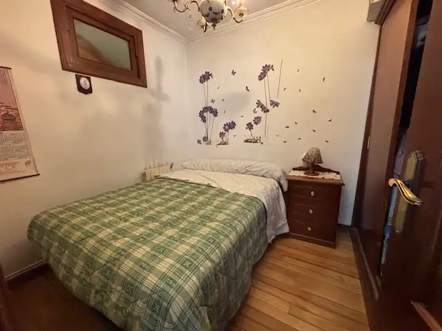 Habitación de Finca rústica en venta en Narón con Calefacción, Jardín privado y Amueblado