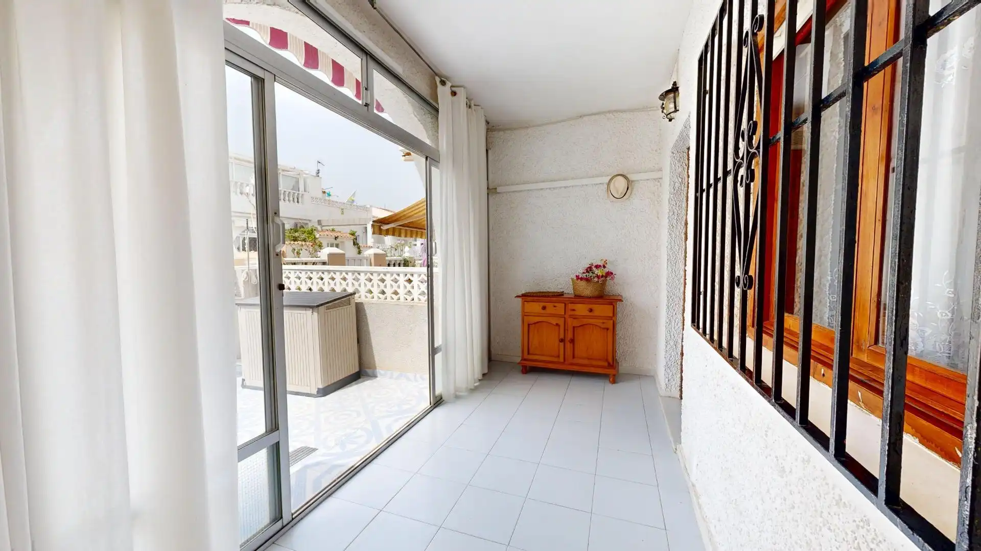 Casa adosada en venda en Torrevieja amb Aire condicionat i Terrassa