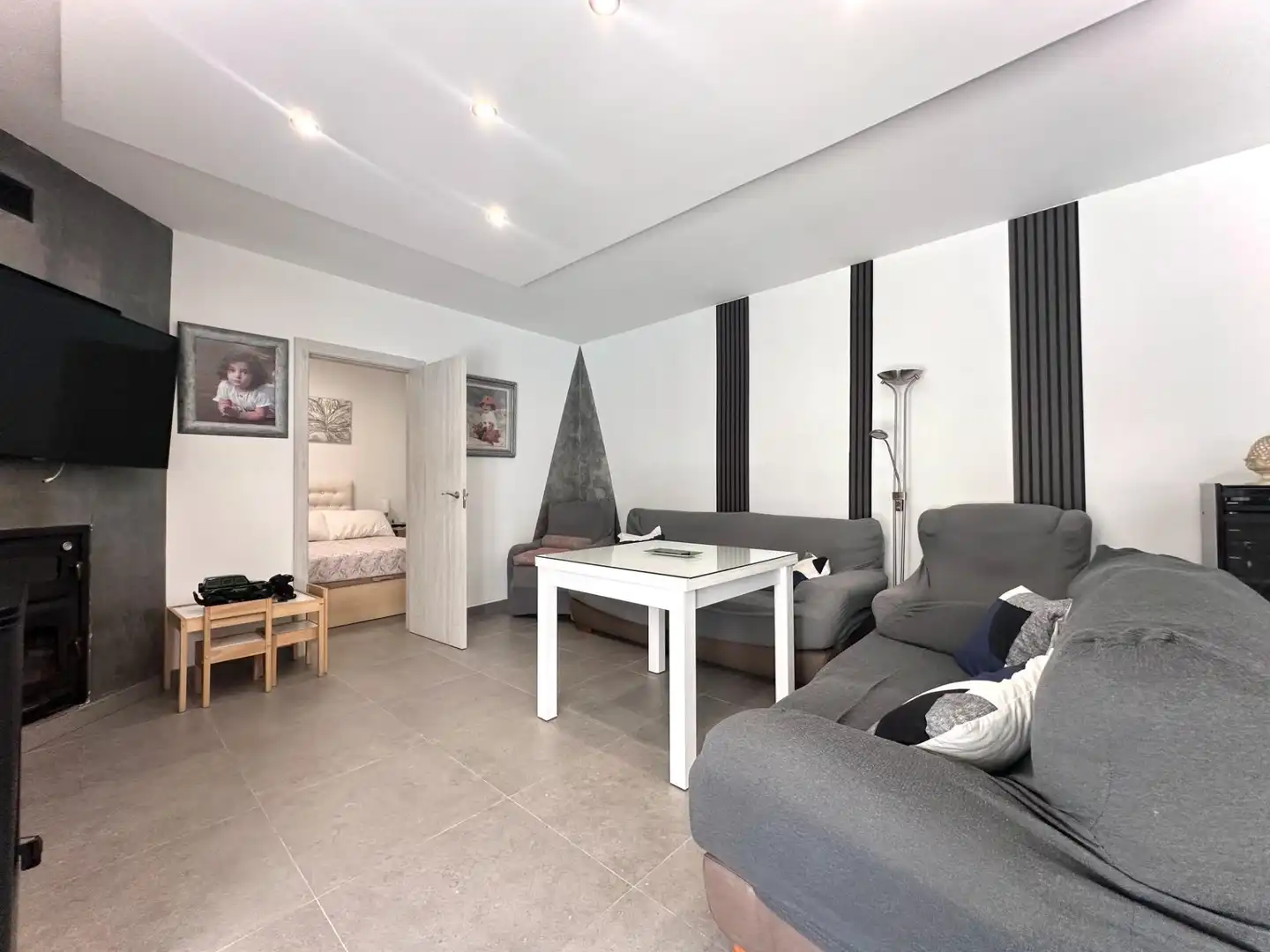 Sala de estar de Casa o chalet en venta en Churriana de la Vega con Aire acondicionado, Calefacción y Jardín privado