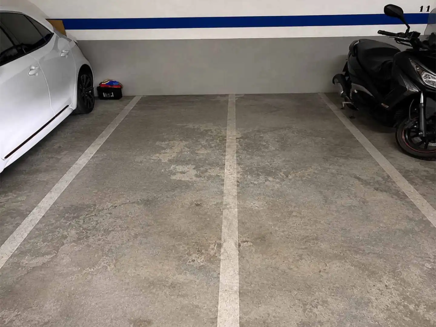 Motorradstellplatz zur Miete in Carrer de Josep Goday 17