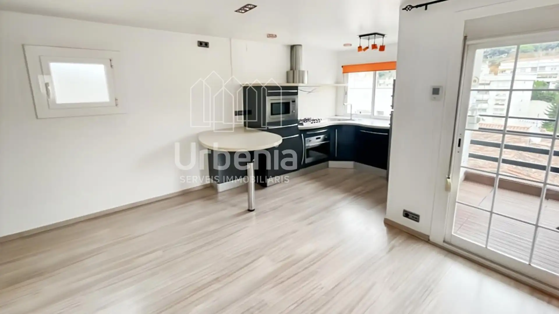 Cuina de Pis en venda en Caldes d'Estrac amb Terrassa