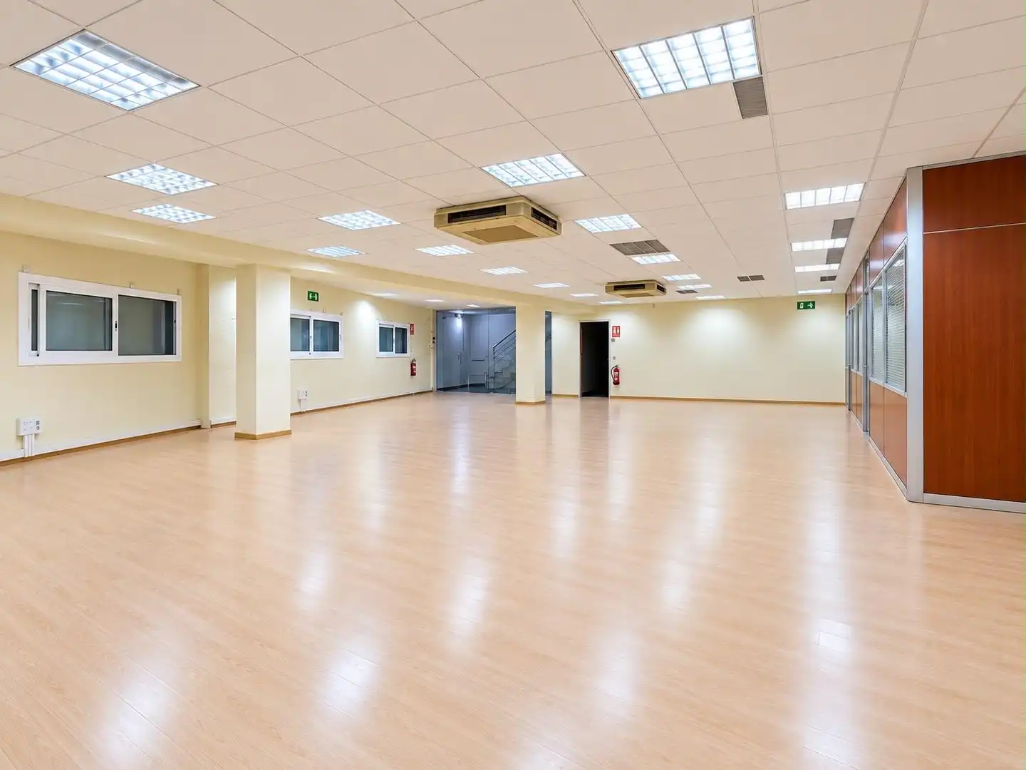 Commercial properties for rent in Califòrnia - Santa Madrona  