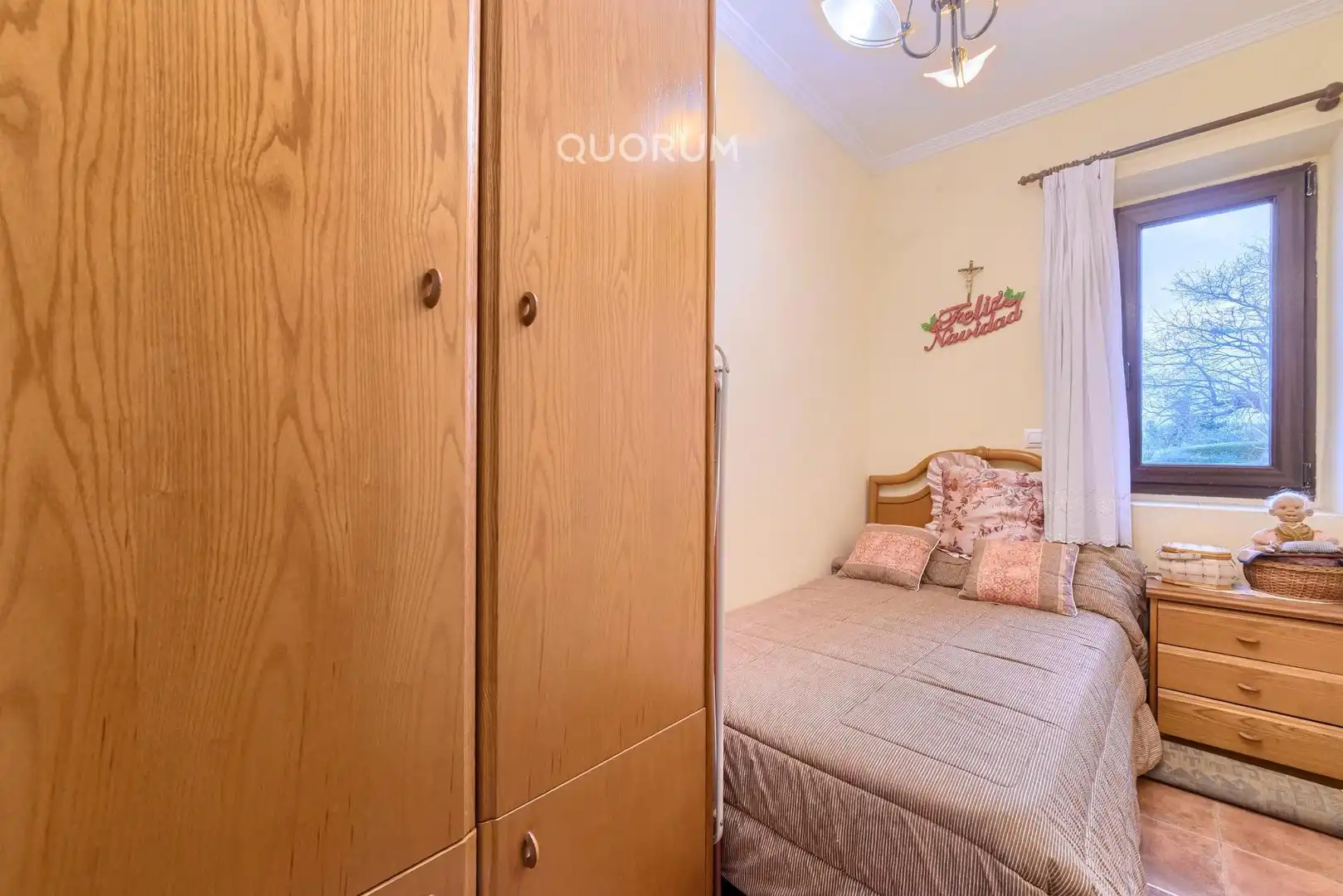 Schlafzimmer von Country house zum Verkauf in Bilbao  mit Heizung, Terrasse und Möbliert